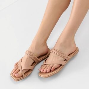 Lulu's Garlyn Light Nude Woven Flat Slide Sandals